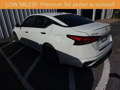 Used 2023 Nissan Altima 2.5 SV w/ SV Premium Package FWD image 4