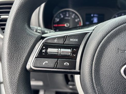 Used 2022 Kia Sportage LX image 27