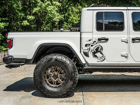 Used 2022 Jeep Gladiator Rubicon w/ LED Lighting Group AWD/4WD image 10