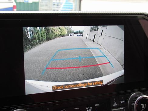 New 2025 Toyota Highlander XSE image 36