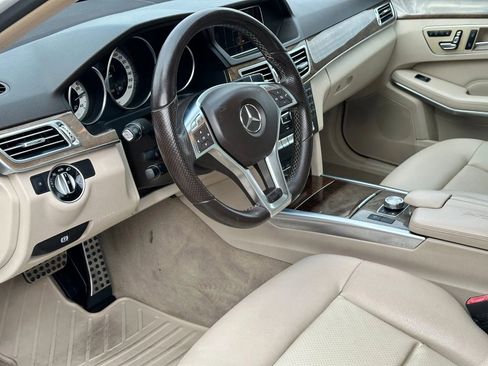 Used 2014 Mercedes-Benz E 350 4MATIC Sedan image 10
