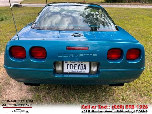 Used 1992 Chevrolet Corvette Coupe image 5