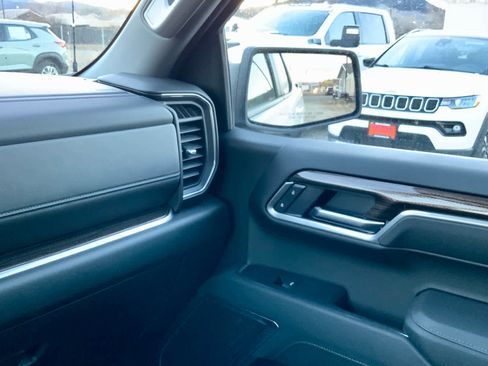 New 2026 Chevrolet Silverado 1500 LT image 44