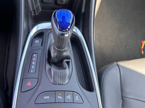 Used 2018 Chevrolet Volt Premier w/ Driver Confidence Package image 35