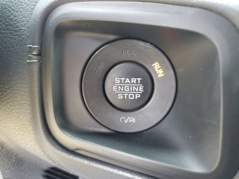 Used 2024 Jeep Wrangler Unlimited Sahara AWD/4WD image 27