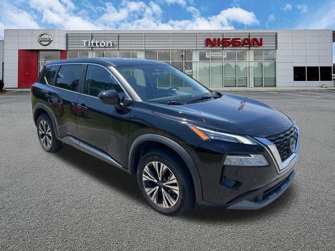 Certified 2023 Nissan Rogue SV FWD image 3
