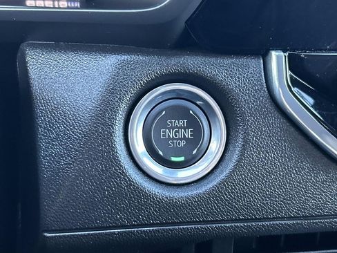 Used 2024 Chevrolet Colorado W/T w/ WT Convenience Package image 29