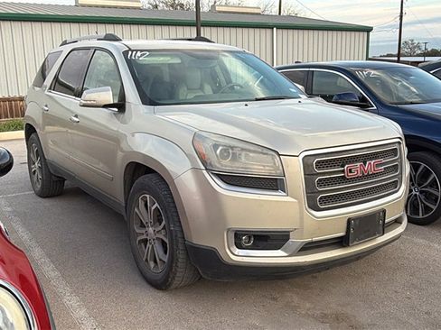 Used 2014 GMC Acadia SLT image 3