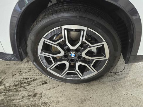 Used 2026 BMW X1 xDrive28i w/ Technology Package AWD/4WD image 11