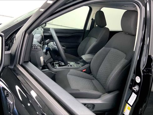 New 2025 Ford Ranger XLT w/ Equipment Group 301A High image 9