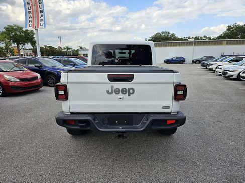 Used 2020 Jeep Gladiator Overland w/ LED Lighting Group AWD/4WD image 4