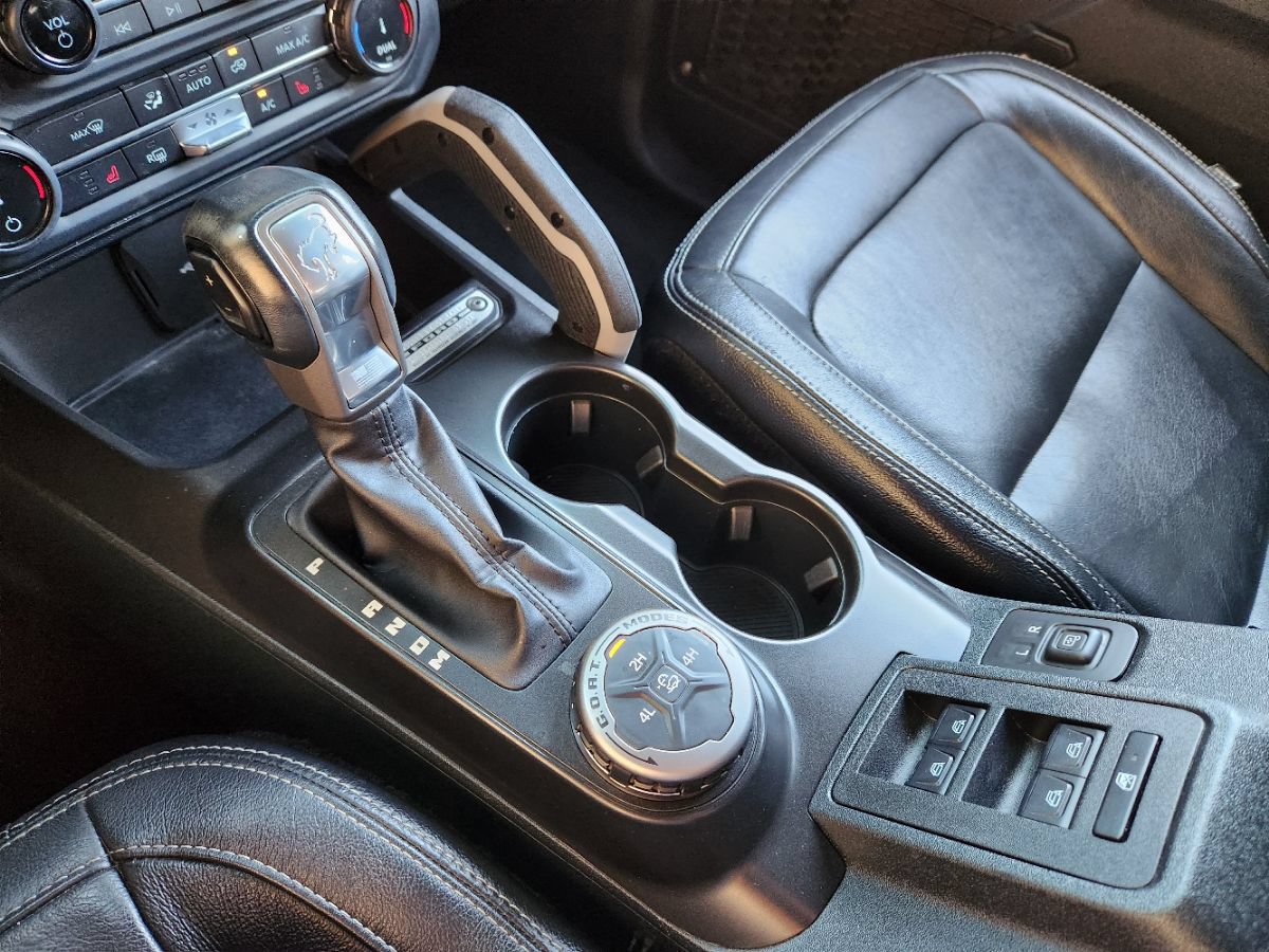 Used 2022 Ford Bronco Outer Banks AWD/4WD image 40
