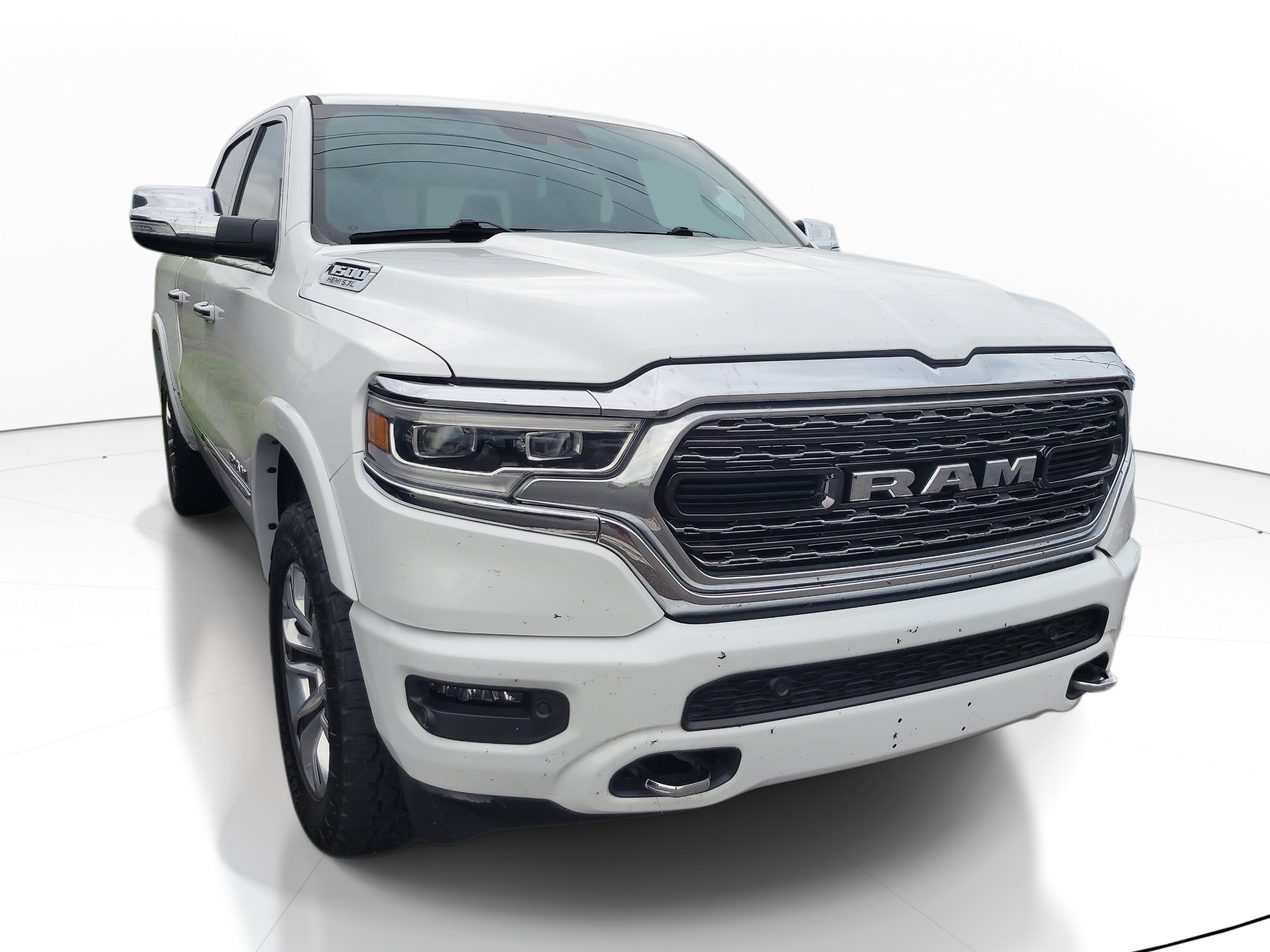 Used 2022 RAM 1500 Limited w/ Body Color Bumper Group AWD/4WD image 1