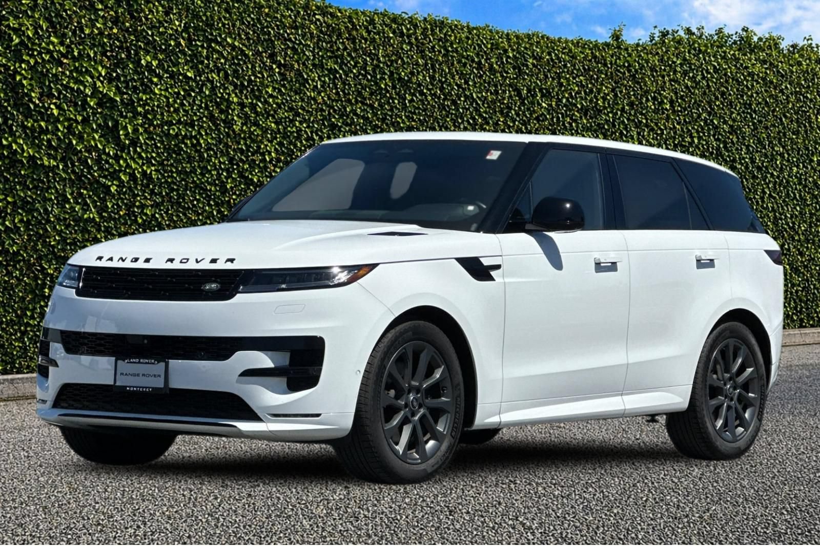 Used 2024 Land Rover Range Rover Sport Dynamic SE AWD/4WD image 8