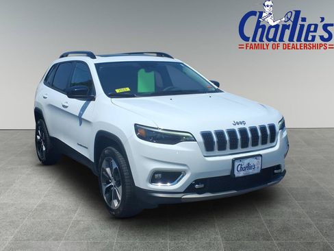 Used 2022 Jeep Cherokee Limited w/ Elite Package AWD/4WD image 3