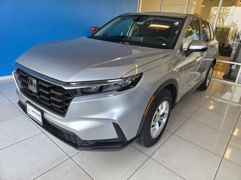 Used 2025 Honda CR-V LX image 1