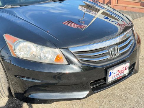 Used 2011 Honda Accord SE image 75