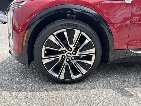 New 2026 Cadillac Lyriq Signature Luxury w/ LPO, Floor Liner Package RWD image 14