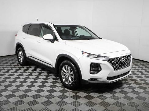 Used 2019 Hyundai Santa Fe SE FWD image 1