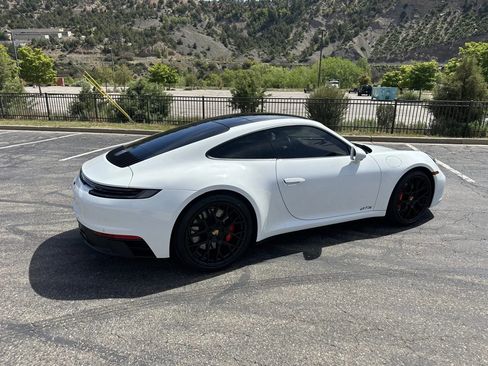 Used 2023 Porsche 911 Carrera S RWD image 3