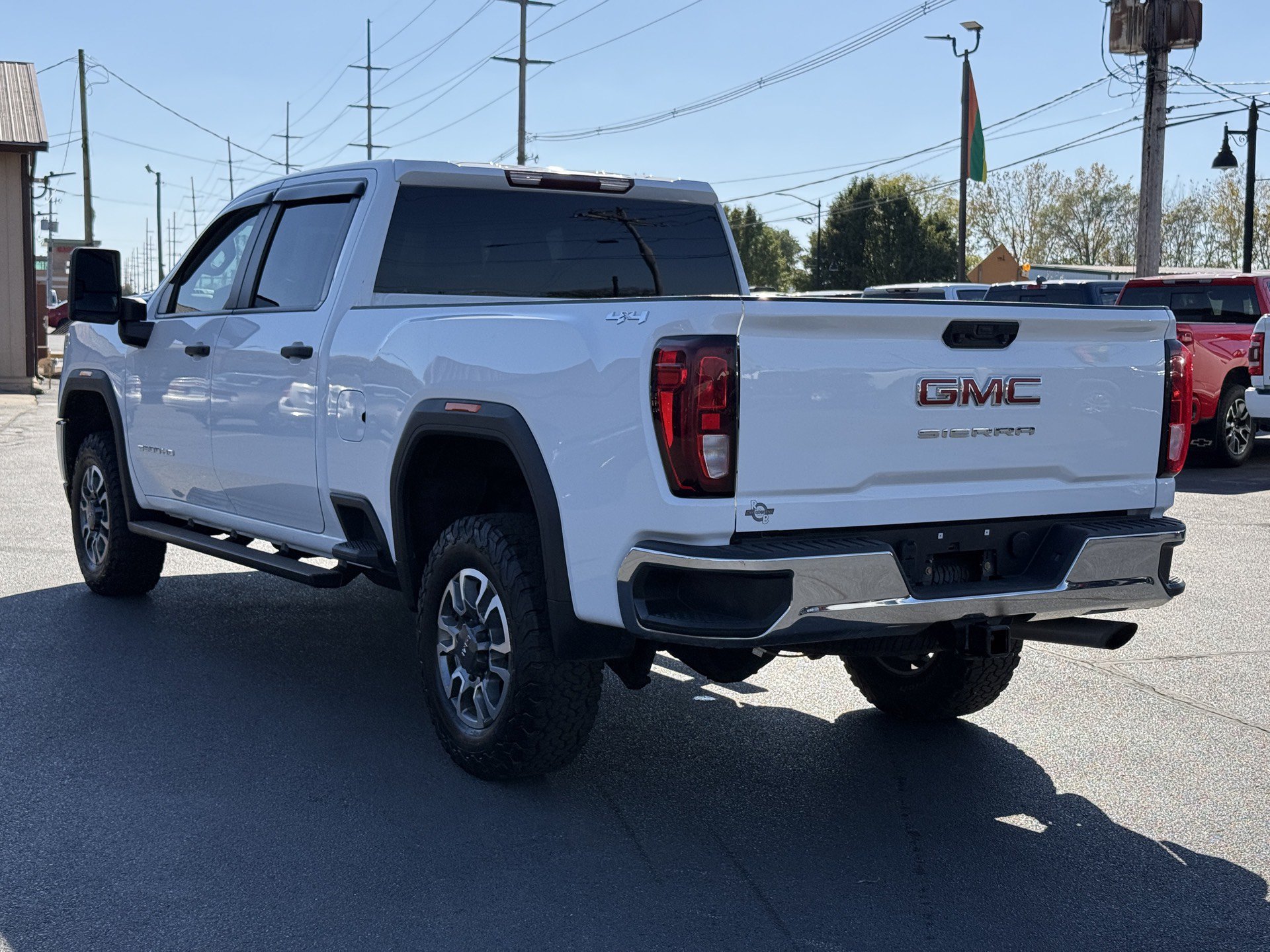Used 2023 GMC Sierra 3500 Pro w/ Convenience Package AWD/4WD image 6