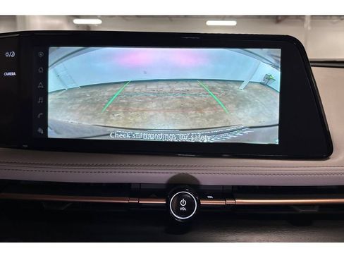 Used 2023 Nissan Ariya FWD image 32