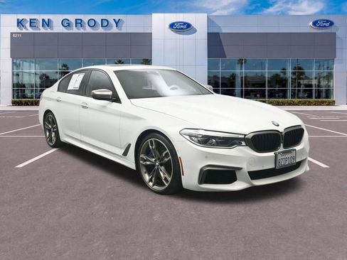 Used 2018 BMW M550i xDrive AWD/4WD image 1