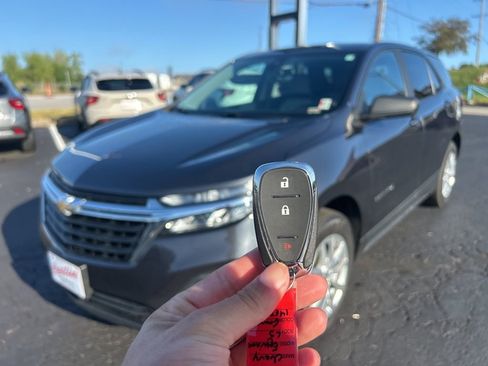 Used 2022 Chevrolet Equinox LS AWD/4WD image 49