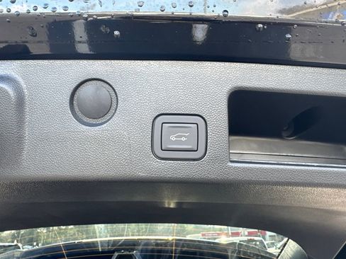 New 2026 Chevrolet Equinox ACTIV w/ Convenience Package III FWD image 20