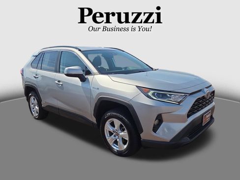 Certified 2021 Toyota RAV4 XLE w/ Convenience Package image 1