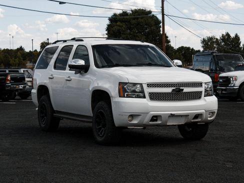 Used 2014 Chevrolet Tahoe LT w/ All-Star Edition AWD/4WD image 3