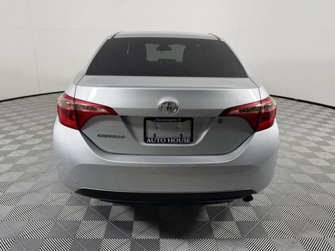 Used 2018 Toyota Corolla L FWD image 6