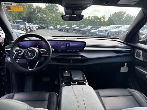 Used 2025 Buick Enclave Avenir w/ Super Cruise Package AWD/4WD image 18