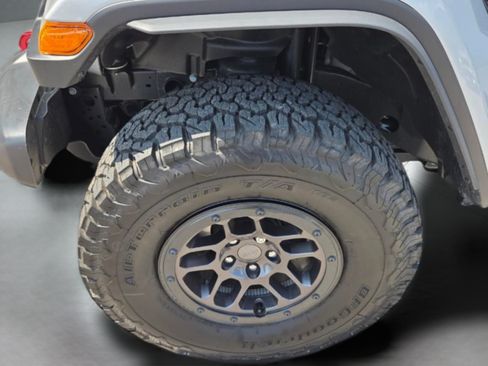 Used 2023 Jeep Wrangler Unlimited Rubicon w/ Xtreme 35 Tire Package AWD/4WD image 31