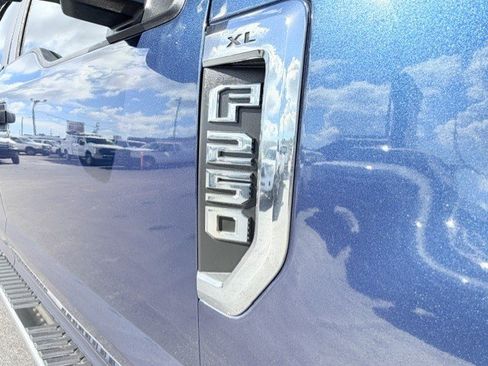 Used 2019 Ford F250 XL w/ Power Equipment Group AWD/4WD image 20