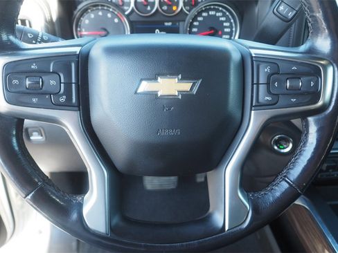 Used 2020 Chevrolet Silverado 2500 LT w/ Convenience Package image 14