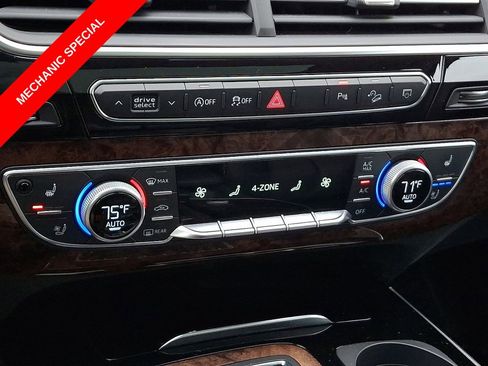 Used 2018 Audi Q7 3.0T Prestige w/ Prestige Package image 22