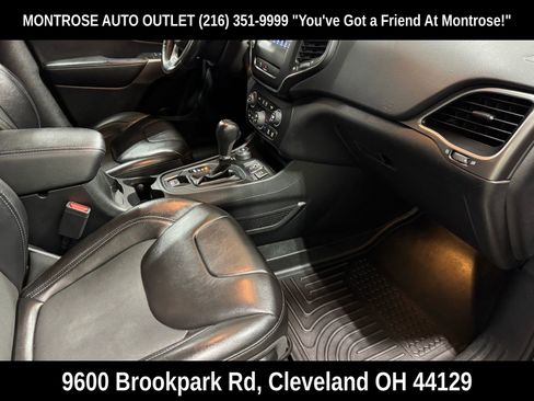 Used 2019 Jeep Cherokee Latitude Plus w/ Comfort/Convenience Group image 51