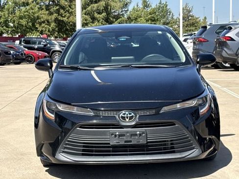 Used 2024 Toyota Corolla LE FWD image 8