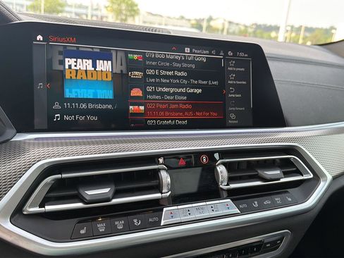 Used 2023 BMW X6 xDrive40i w/ M Sport Package AWD/4WD image 23