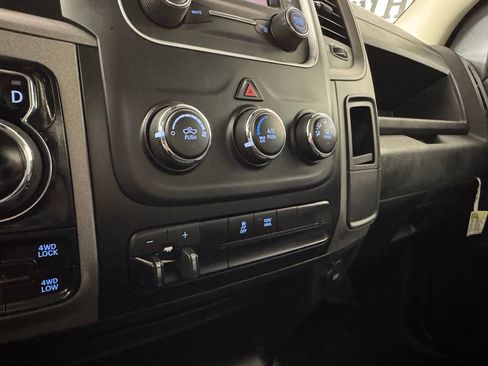 Used 2023 RAM 1500 Tradesman w/ Chrome Appearance Group AWD/4WD image 29