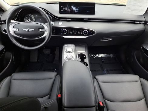 Used 2025 Genesis GV70 2.5T image 10