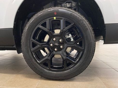 New 2025 Ford Maverick XLT w/ XLT Luxury Package image 24