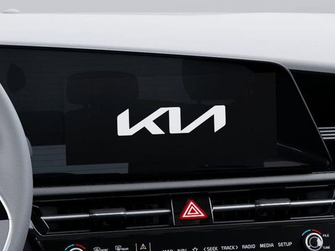 New 2026 Kia Niro EX FWD image 20