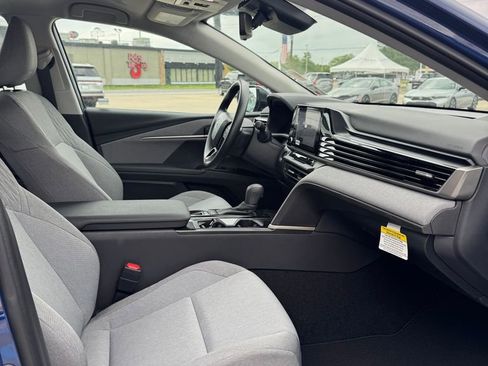 Used 2026 Toyota Camry LE w/ Convenience Package FWD image 12