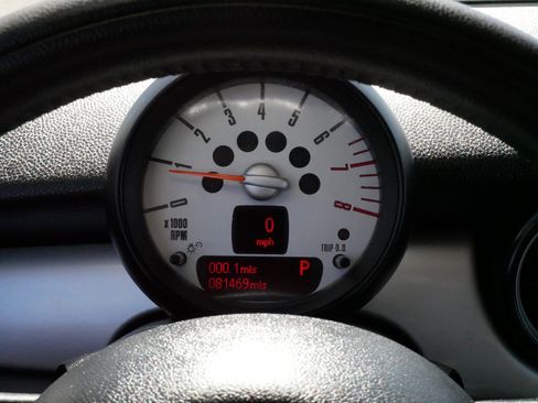 Used 2011 MINI Cooper Hardtop FWD image 21