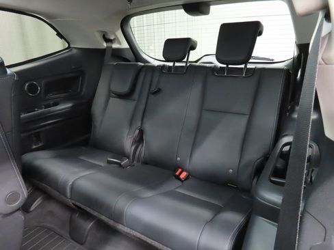 Used 2022 Subaru Ascent Touring w/ Popular Package #2A AWD/4WD image 15