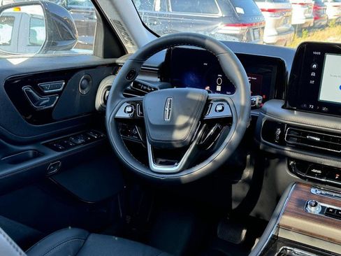 New 2025 Lincoln Aviator Reserve w/ Illumination Package image 16