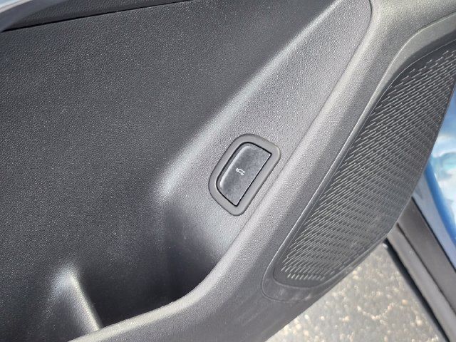Used 2026 Chevrolet Traverse LT FWD image 21