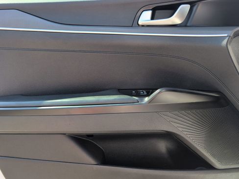 Used 2023 Kia K5 LXS image 15